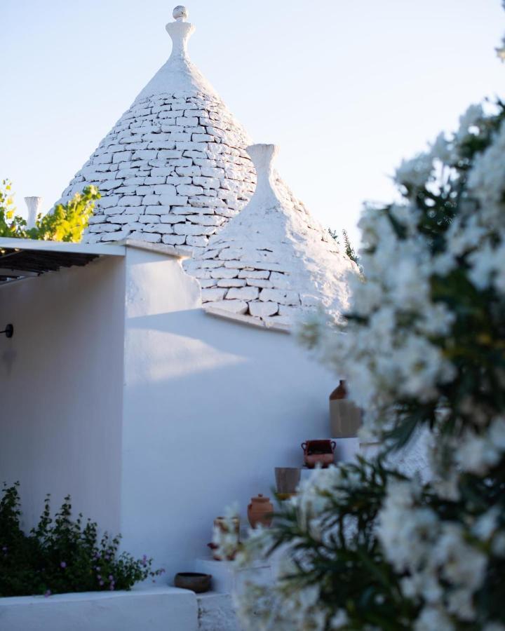 Fikus - The Apulian B&B Ceglie Messapica Exteriör bild