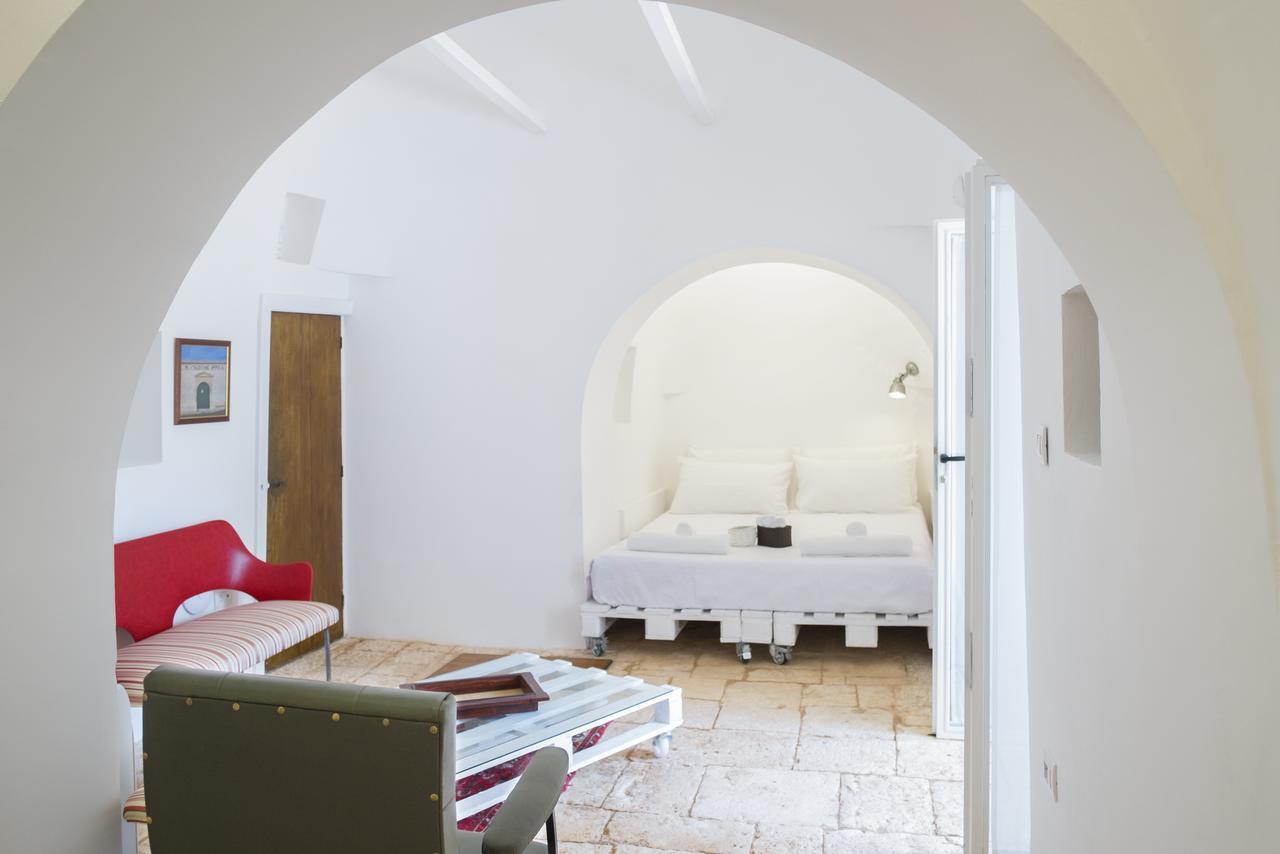 Fikus - The Apulian B&B Ceglie Messapica Exteriör bild